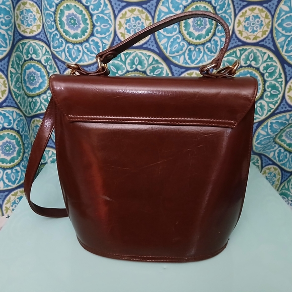 Chic Brown Crossbody Bag with Gold Crocodile detail. - Picture 6 of 16